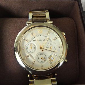 Michael Kors - Gold Watch